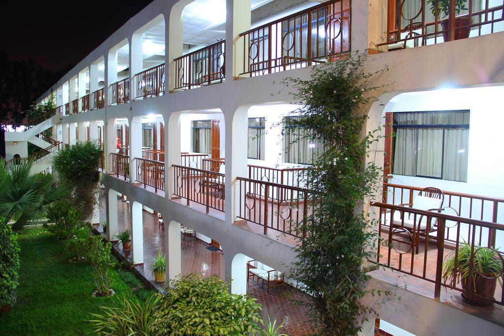 Hotel Villa De Valverde Ica Extérieur photo