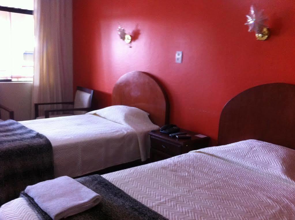 Hotel Villa De Valverde Ica Extérieur photo